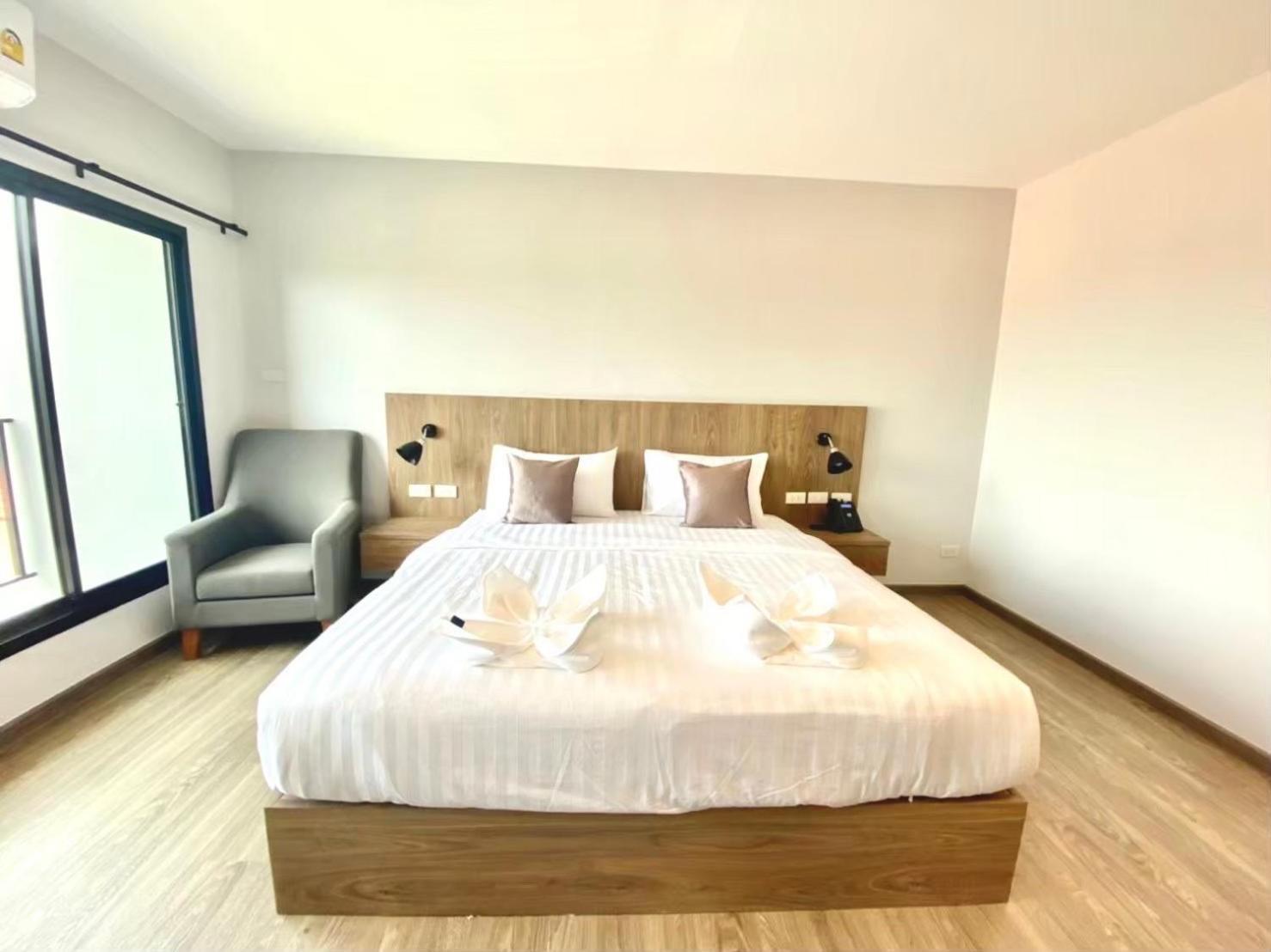 Nakara Hotel, 乌汶 外观 照片